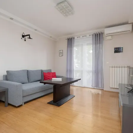 Elegant & Modern With Parking By Renters * Warsaw