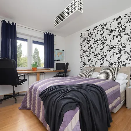 Elegant & Modern With Parking By Renters